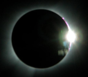 Total solar eclipse, Nov. 23, 2003.