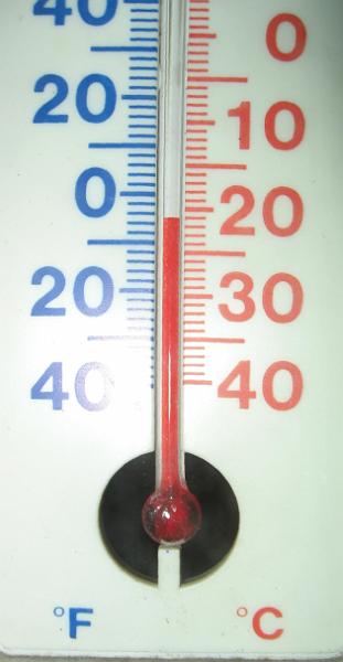Thermometer-200108.jpg - Below minus 20C in Chicago -my coldest ever