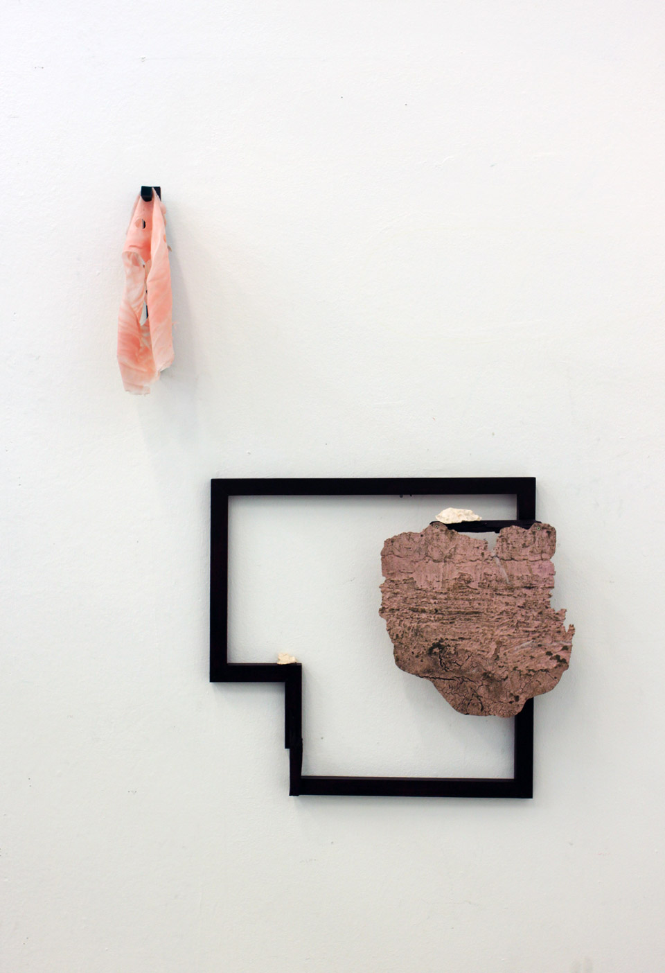 <p>Gower Street, 2013, silicon rubber and plaster casting, 35 x 45 cm</p>