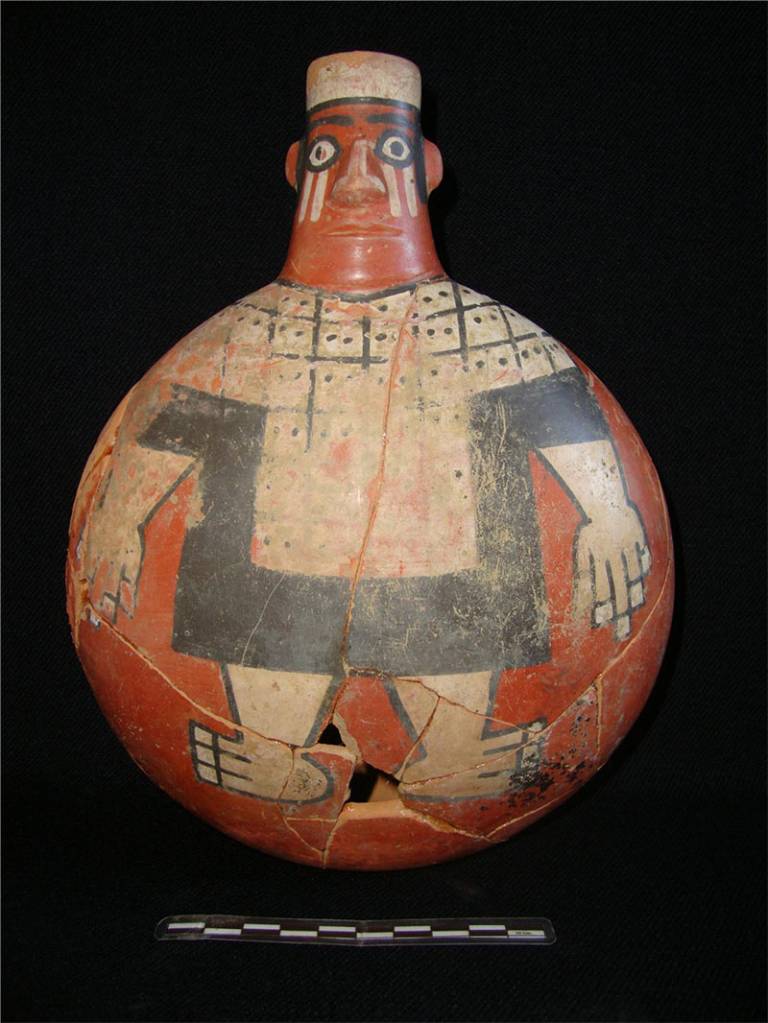 Ceramic from the Señor de Wari burial, Espíritu Pampa – Cusco 
