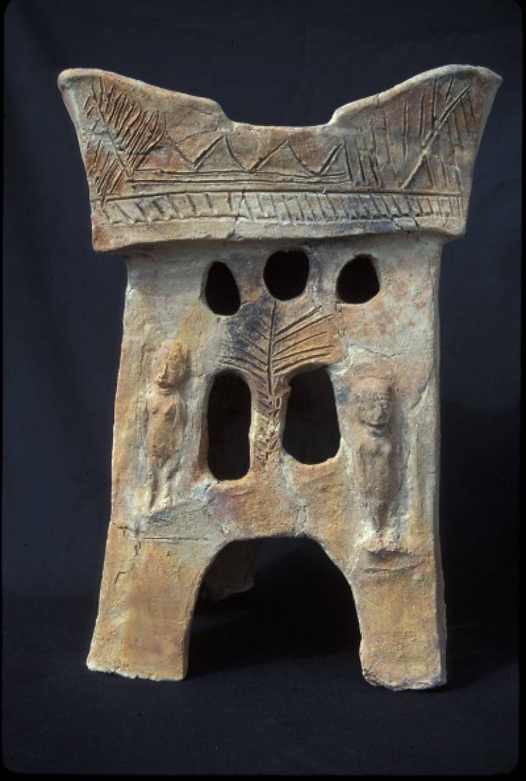 Pottery altar from Tell Rehov, 9th century BCE. Image courtesy of Professor Amihai Mazar