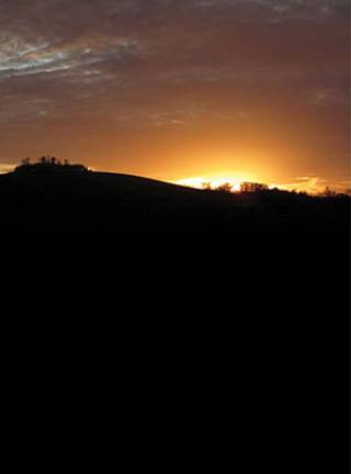 Sunset over the Sinodun Hills near Dorchester (Image: Stephen Mileson)
