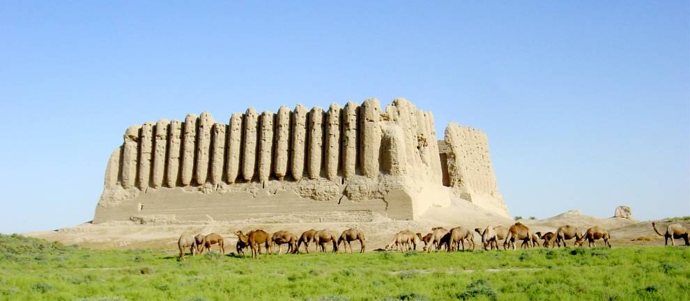 Great Kyz Kala monument at Merv