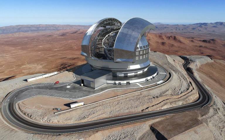 An artist's impression of the ELT (Extremely Large Telescope)