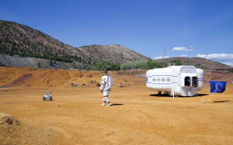 SHEE - Self deployable habitat for off-earth applications and terrestrial utilisation in remote areas, SHEE is being tested in Rio Tinto, Spain in a Mars mission simulation © Bruno Stubenrauch