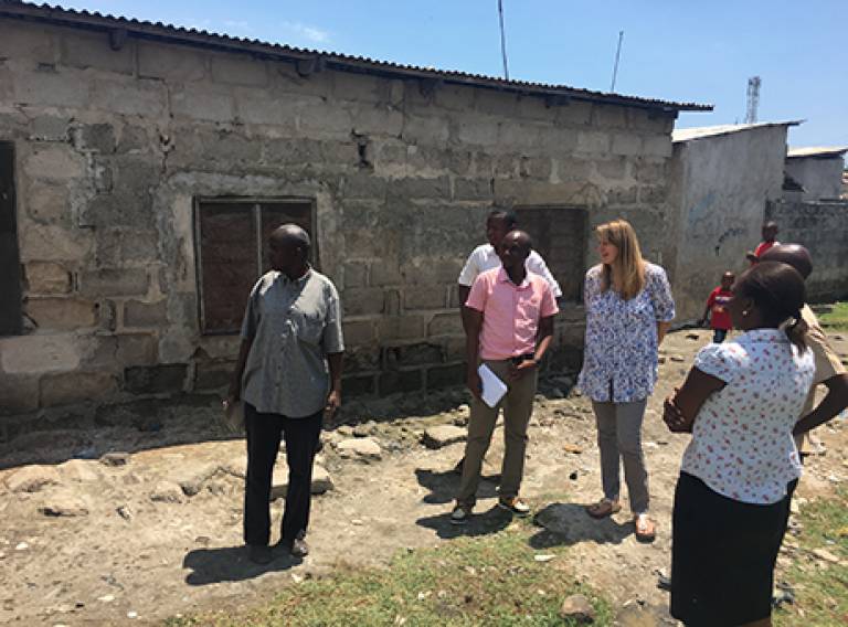 Working with people living in informal settlement to reduce risk