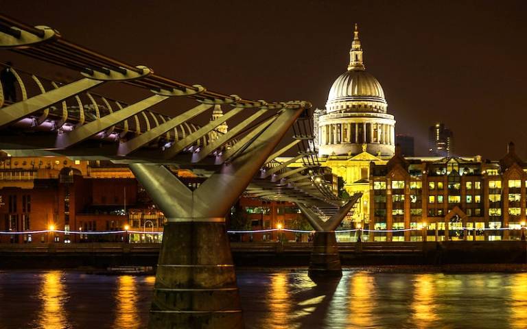 St. Paul's London by night