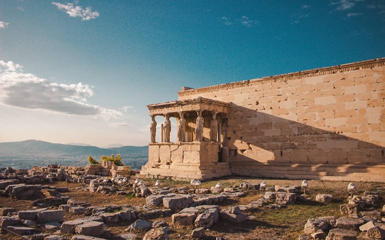Photo shows a temple ruin in Athens, Greece.