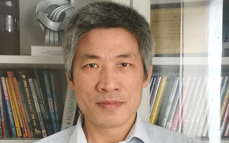 Prof Junwang Tang