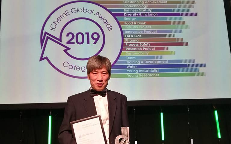 Prof Junwang (John) Tang wins Business Start-Up Award at the IChemE Global Awards 2019