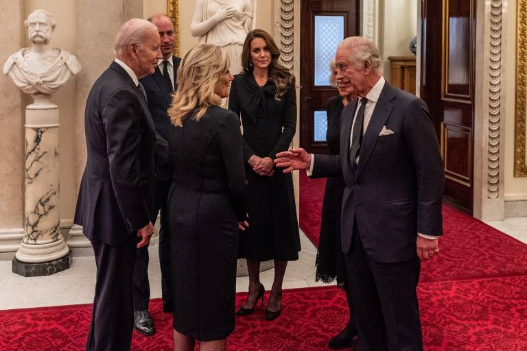 King Charles speaks to President Joe Biden 