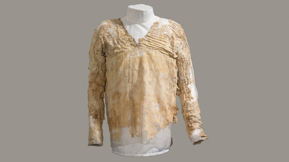 The Tarkhan Dress, the worlds oldest woven garment