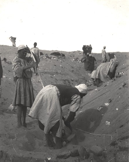 Excavations at the tomb of Den at Abydos. Photo from the Petrie Museum archive.