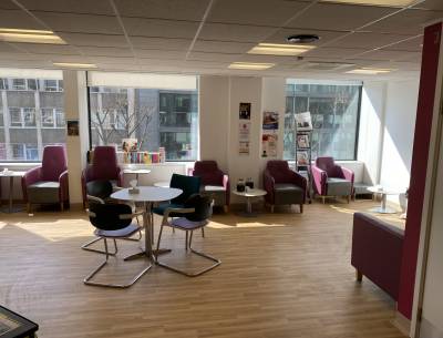 UCLH Clinical Research Facility 170 Tottenham Court Road Waiting Area