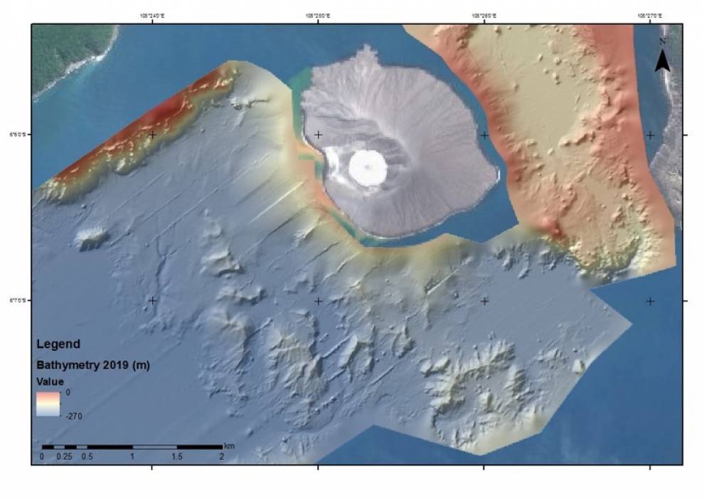The 2018 collapse of Anak Krakatau (grey island with crater in white) deposited numerous blocks hundreds of metres across on the sea floor to the southwest (pale blue-grey) [Image: D.R. Tappin].