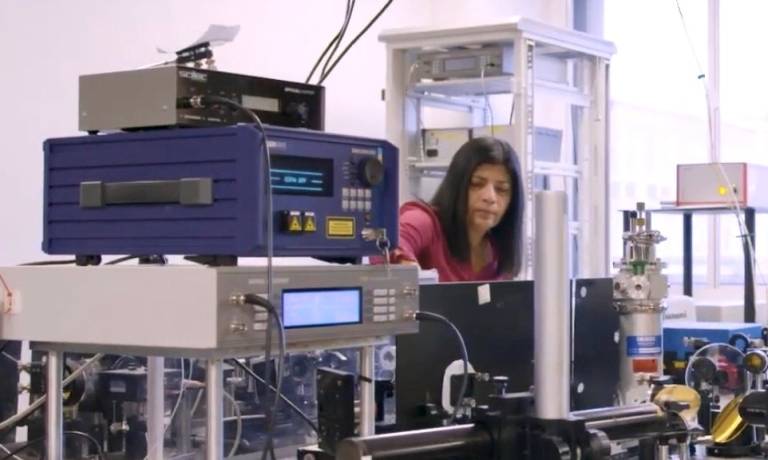 Lalitha Ponnampalam in the lab