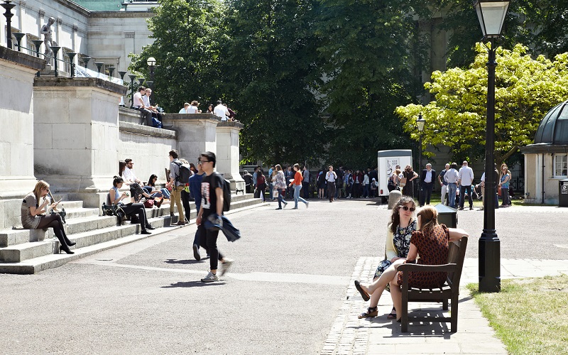 Students on UCL Campus