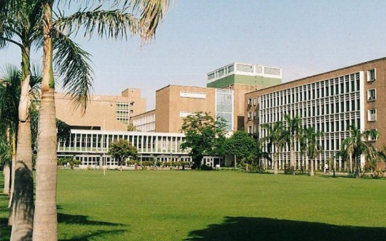 AIIMS new delhi campus