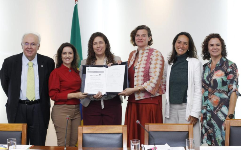 Mariana Mazzucato meeting members of Brazilian Government 