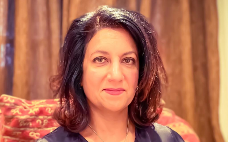 Professor Monica Lakhanpaul headshot