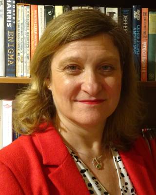 Photograph of Dr Sandra Leaton Gray