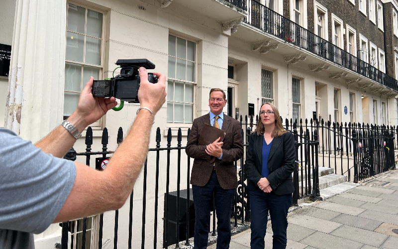 Michael Portillo and UCL History's Prof Heather Jones have their photograph taken as part of the Taking Sides: Britain and the Civil War documentary.