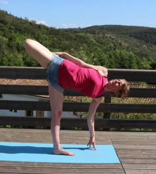 michelle richardon - yoga instructor