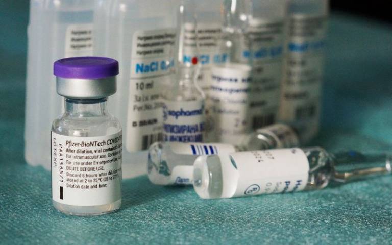 Pfizer BioNTech Sars-CoV-2 vaccine
