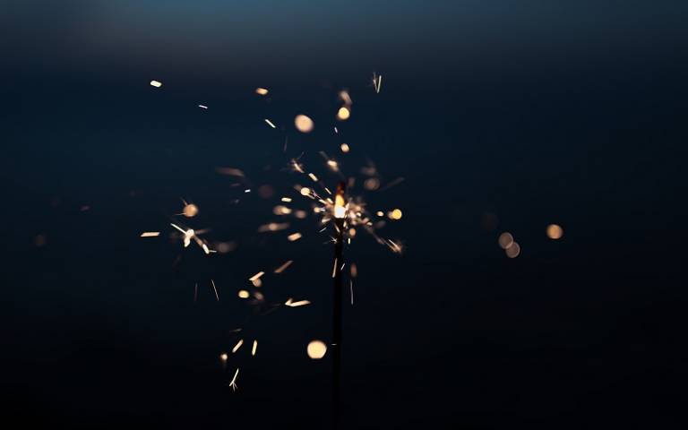 sparks of light, photo by Eric Han on Unsplash