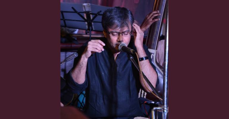 Amit Chaudhuri while performing