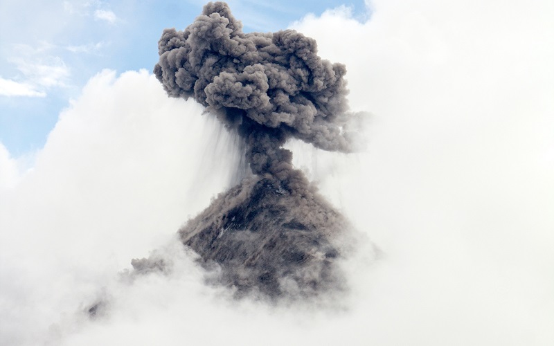 smoke from a volcano in Guatemala, Photo by Caitlin Wynne on Unsplash