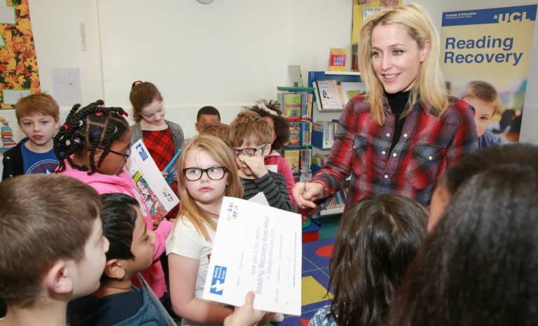 Gillian Anderson reading with children