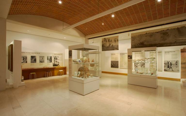 Palestinian exhibition at the Petrie Museum, London