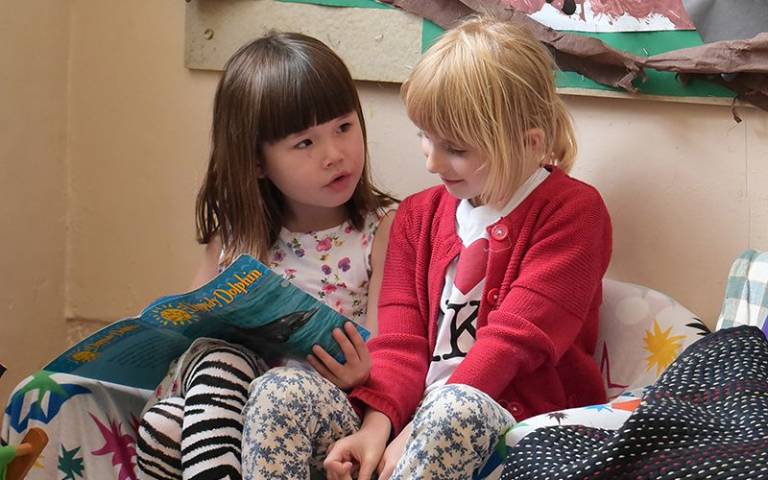 Primary school girls reading