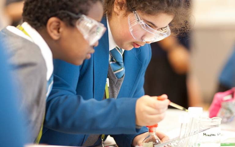 Pupils in science class. Image: Matt Clayton for UCL