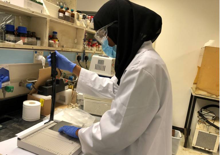 Mariam in the lab