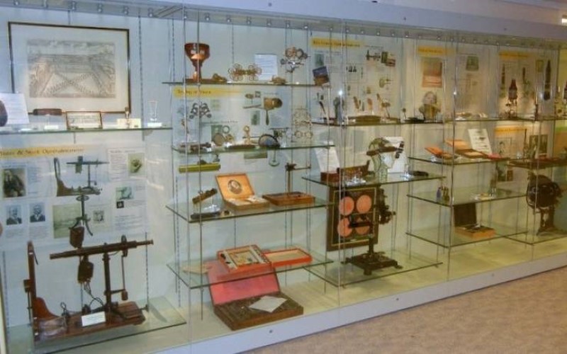 Exhibition cabinet in the Moorfields Eye Hospital musem