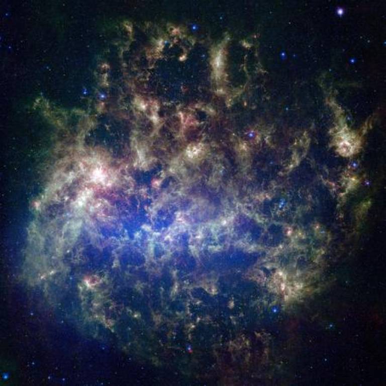 The LMC as seen by the Spitzer Space Telescope