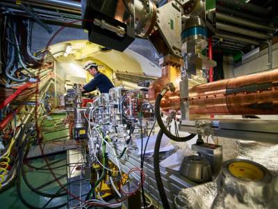 First ever acceleration of electrons in a proton-driven plasma wave 