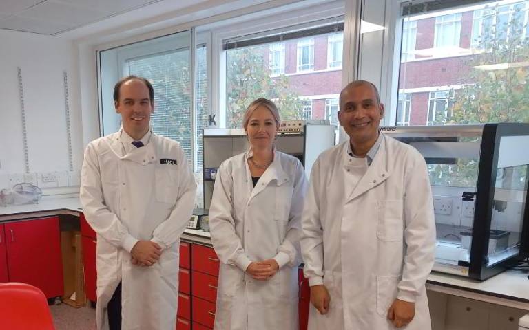 Dr Thomas McDonnell, Professor Alice Roberts and Professor Anisur Rahman in the Department of inflammation Laboratory in the Rayne Institute