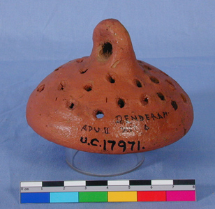 UC 17971, pottery vessel found at Denderah