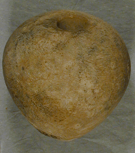 UC 15388, macehead found at Koptos