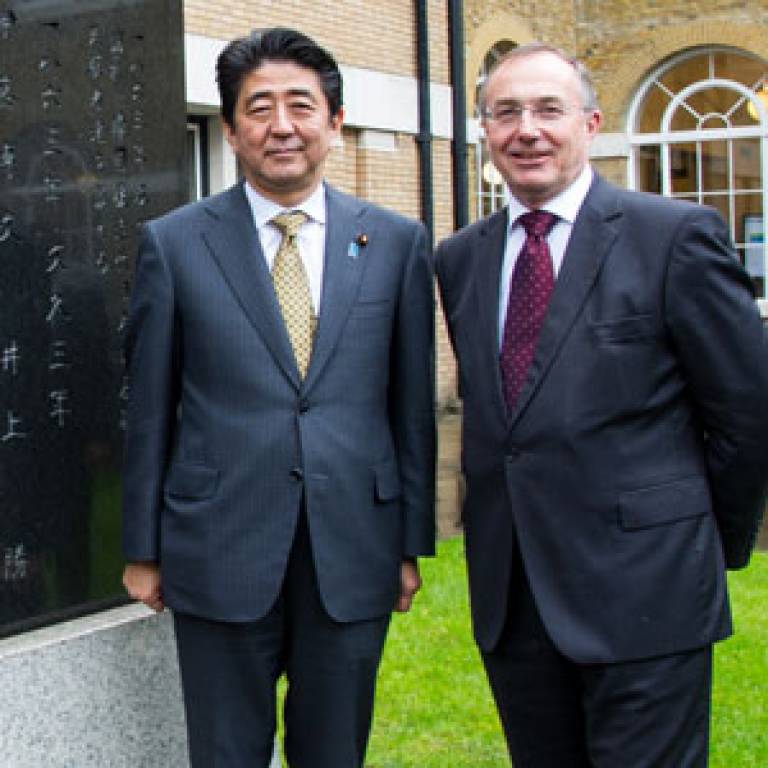 Prime Minister Abe and Professor Michael Arthur