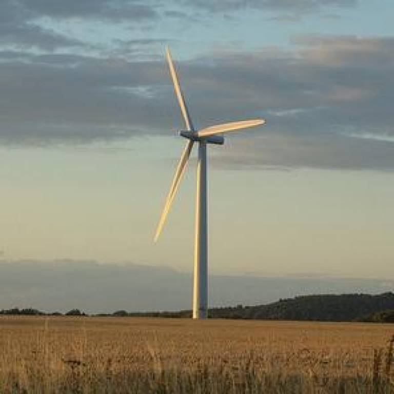 A wind turbine in a field between Oxford and Swindon