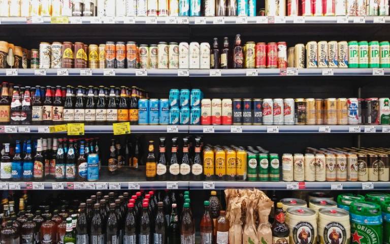 Pattern of alcohol intake more accurate indicator of liver disease risk than overall consumption