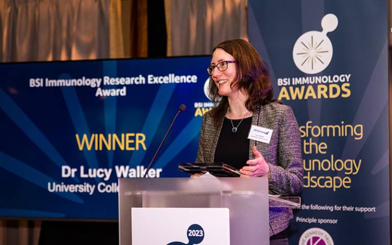 Professor Lucy Walker wins immunology award