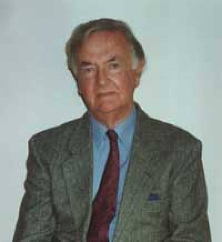 Professor Ken Kemp