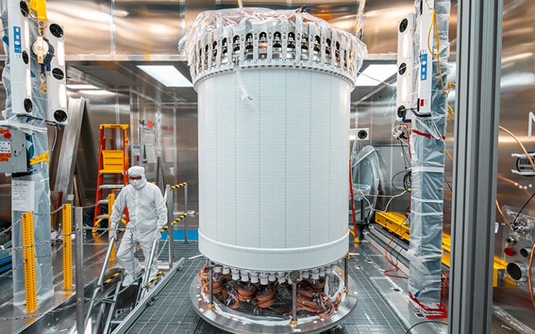 an image of the world's largest and most sensitive dark matter detector 