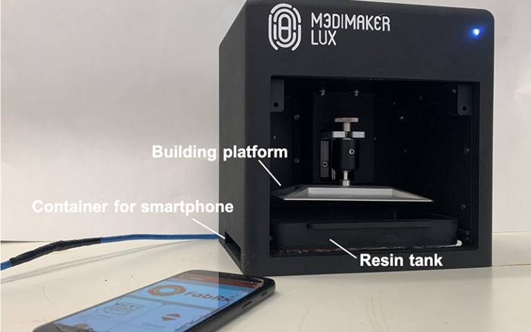 Medimaker Lux 3D printer