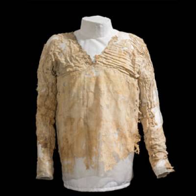 UCL Petrie Museum's Tarkhan Dress: world's oldest woven garment | UCL ...